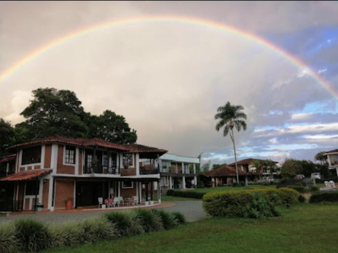 קימבאיה Finca Hotel Casa Nostra, Villa Manuela מראה חיצוני תמונה